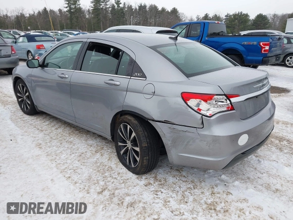 2013 Chrysler 200 Limited with VIN 1C3CCBCG2DN592782, listed as a IAAI auction lot 41471739 with 103,079 mi miles and . Bid and sale history available at DreamBid. Image 3.