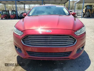 2013 Ford Fusion SE Hybrid with VIN 3FA6P0LU9DR227428, listed as a Copart auction lot 60449035 with 146,971 mi miles and Salvage title. Bid and sale history available at DreamBid. Image 5.