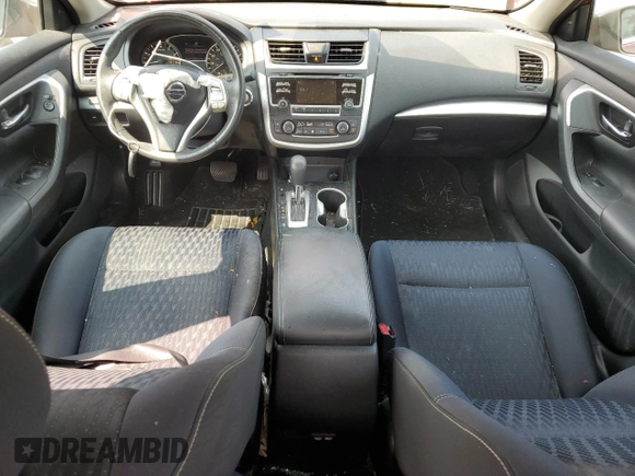 2017 Nissan Altima SV z VIN 1N4AL3AP4HC232559, wystawiony jako Copart lot #59254585 z przebiegiem 45 407 mil mil oraz Szkoda całkowita • Salvage title. Historia ofert i sprzedaży dostępna na DreamBid. Obrazek 8.