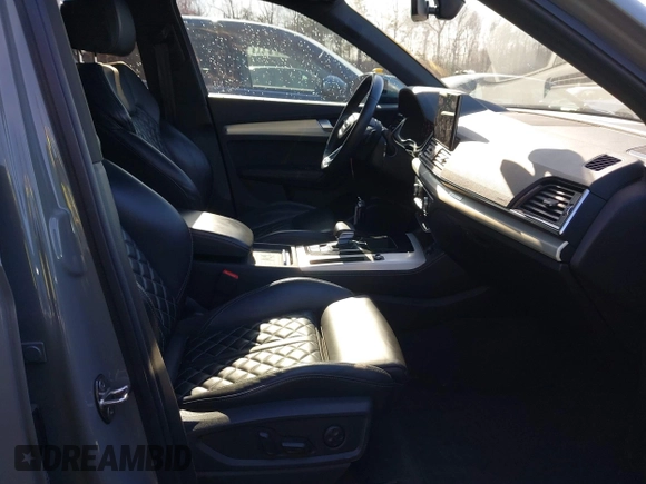 2021 Audi SQ5 Premium Plus with VIN WA1B4AFYXM2026352, listed as a IAAI auction lot 41875342 with 86,474 mi miles. Bid and sale history available at carsss.com. Image 4.