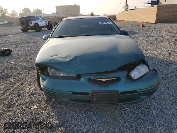 1997 Ford Thunderbird LX z VIN 1FALP62W4VH170423, wystawiony jako Copart lot #83379614 z przebiegiem 93 117 mil mil oraz Szkody całkowita. Historia ofert i sprzedaży dostępna na DreamBid. Obrazek 5.