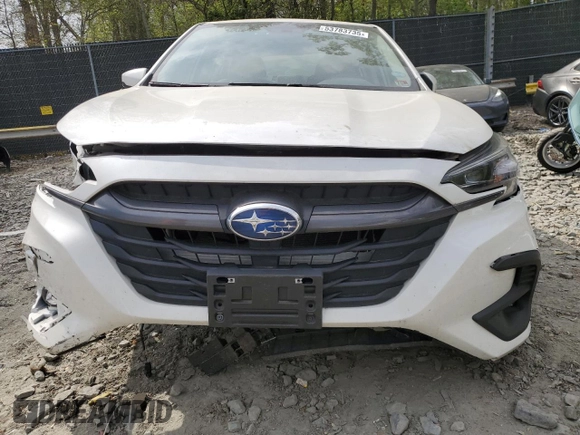 2024 Subaru Legacy Premium with VIN 4S3BWAD66R3006957, listed as a Copart auction lot 53783735 with 38,684 mi miles and Salvage title. Bid and sale history available at DreamBid. Image 5.