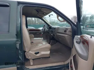 2000 Ford F-250 XL with VIN 1FTNW21F3YEC78232, listed as a IAAI auction lot 41811268 with 257,200 mi miles and . Bid and sale history available at DreamBid. Image 5.