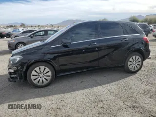 2015 Mercedes-Benz B with VIN WDDVP9ABXFJ004622, listed as a Copart auction lot 86382364 with 67,755 mi miles and Salvage Title. Bid and sale history available at carsss.com. Image 1.