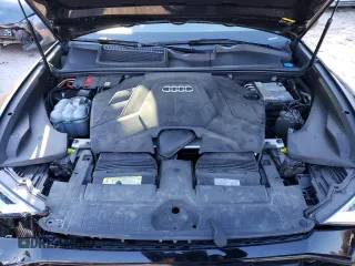 2019 Audi Q8 Premium Plus with VIN WA1EVAF14KD030993, listed as a Copart auction lot 39435663 with 57,547 mi miles. Bid and sale history available at carsss.com. Image 12.