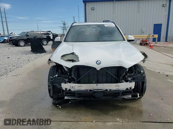 2021 BMW X5 xDrive40i with VIN 5UXCR6C04M9D99175, listed as a Copart auction lot 57660895 with 60,763 mi miles and Clean title. Bid and sale history available at DreamBid. Image 15.