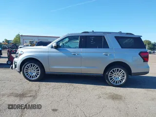 2024 Ford Expedition Limited with VIN 1FMJU2A86REA18667, listed as a IAAI auction lot 42809283 with 32,901 mi miles and . Bid and sale history available at DreamBid. Image 14.