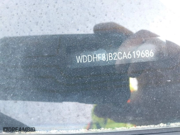 2012 Mercedes-Benz E-Class E 350 Luxury with VIN WDDHF8JB2CA619686, listed as a IAAI auction lot 42079521 with 129,025 mi miles. Bid and sale history available at carsss.com. Image 17.