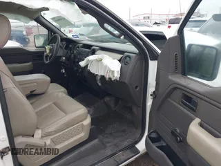 2010 Ford F-150 XL z VIN 1FTMF1CW1AKC00199, wystawiony jako IAAI lot #41349644 z przebiegiem 73 391 mil mil oraz . Historia ofert i sprzedaży dostępna na DreamBid. Obrazek 5.
