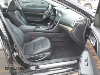 2017 Nissan Maxima SV z VIN 1N4AA6AP0HC450683, wystawiony jako IAAI lot #42101171 z przebiegiem 105 894 mil mil oraz . Historia ofert i sprzedaży dostępna na DreamBid. Obrazek 5.