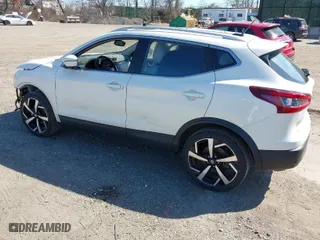 2022 Nissan Rogue Sport SL with VIN JN1BJ1CW5NW681176, listed as a IAAI auction lot 41803649 with 24,442 mi miles. Bid and sale history available at carsss.com. Image 3.