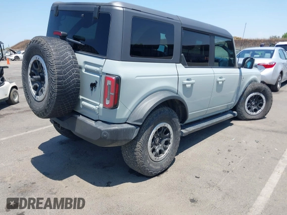 2022 Ford Bronco with VIN 1FMEE5DP6NLB34962, listed as a IAAI auction lot 42432037 with 101,044 mi miles and . Bid and sale history available at DreamBid. Image 4.
