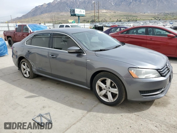 2014 Volkswagen Passat Wolfsburg Edition with VIN 1VWAS7A34EC040357, listed as a Copart auction lot 53364095 with 122,991 mi miles and Salvage title. Bid and sale history available at DreamBid. Image 4.