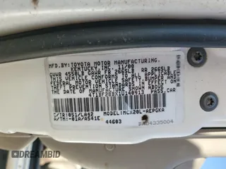 2001 Toyota Avalon XL with VIN 4T1BF28BX1U140913, listed as a Copart auction lot 56253065 with 110,880 mi miles and Clean Title. Bid and sale history available at DreamBid. Image 13.