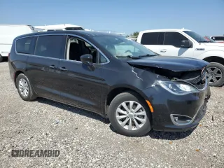 2019 Chrysler Pacifica Touring Plus z VIN 2C4RC1FG9KR698500, wystawiony jako Copart lot #51342515 z przebiegiem 85 707 mil mil oraz Szkoda całkowita • Salvage title. Historia ofert i sprzedaży dostępna na DreamBid. Obrazek 4.