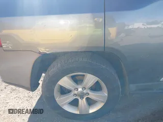 2011 Jeep Compass Latitude with VIN 1J4NF1FB4BD282703, listed as a IAAI auction lot 41753104 with 139,999 mi miles. Bid and sale history available at carsss.com. Image 13.