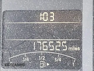 2013 Volkswagen Jetta SE z VIN 3VWDX7AJ2DM438211, wystawiony jako IAAI lot #41500230 z przebiegiem 176 525 mil mil oraz . Historia ofert i sprzedaży dostępna na DreamBid. Obrazek 7.
