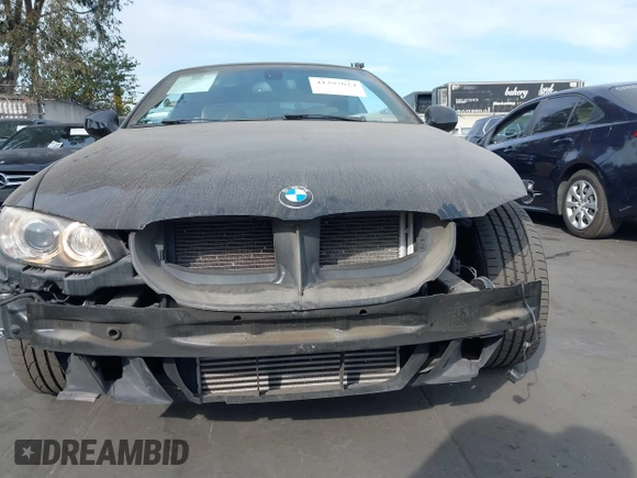2010 BMW 3 Series 335i with VIN WBAWL7C56AP476194, listed as a IAAI auction lot 41397024 with 69,346 mi miles. Bid and sale history available at carsss.com. Image 19.