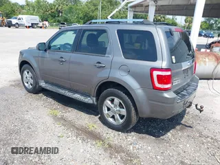 2010 Ford Escape Limited z VIN 1FMCU9EG5AKC61203, wystawiony jako IAAI lot #42334919 z przebiegiem 184 243 mil mil oraz . Historia ofert i sprzedaży dostępna na DreamBid. Obrazek 3.