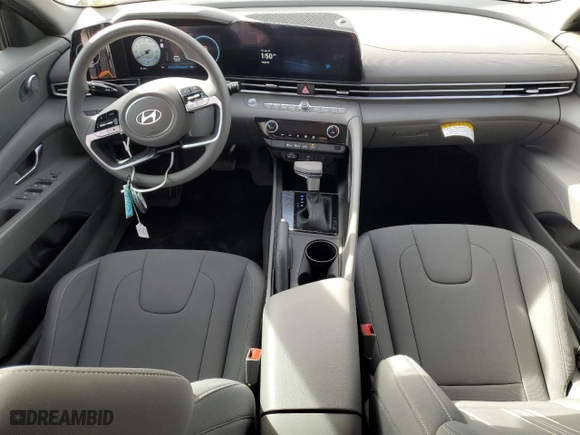 2024 Hyundai Elantra SEL with VIN KMHLM4DG3RU750347, listed as a Copart auction lot 43123485 with 799 mi miles and Clean Title. Bid and sale history available at carsss.com. Image 8.