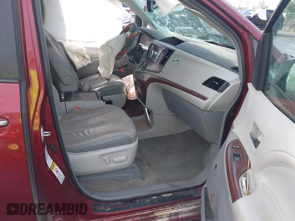 2013 Toyota Sienna XLE with VIN 5TDDK3DC0DS052412, listed as a IAAI auction lot 41850630 with Not Provided miles and . Bid and sale history available at DreamBid. Image 5.
