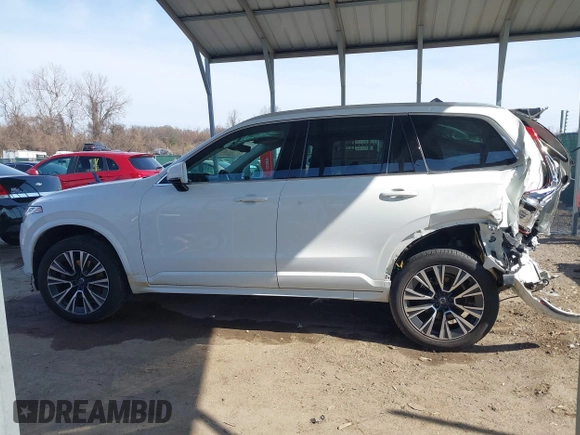 2021 Volvo XC90 Momentum with VIN YV4102PK5M1728451, listed as a IAAI auction lot 41770359 with 69,270 mi miles. Bid and sale history available at carsss.com. Image 15.