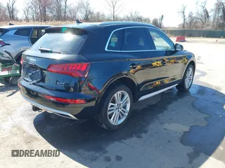 2018 Audi Q5 Premium Plus with VIN WA1BNAFYXJ2197899, listed as a IAAI auction lot 41810152 with 23,495 mi miles. Bid and sale history available at carsss.com. Image 4.