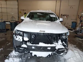 2018 Jeep Grand Cherokee Altitude with VIN 1C4RJFAG3JC381426, listed as a IAAI auction lot 41528760 with 49,155 mi miles and . Bid and sale history available at DreamBid. Image 12.