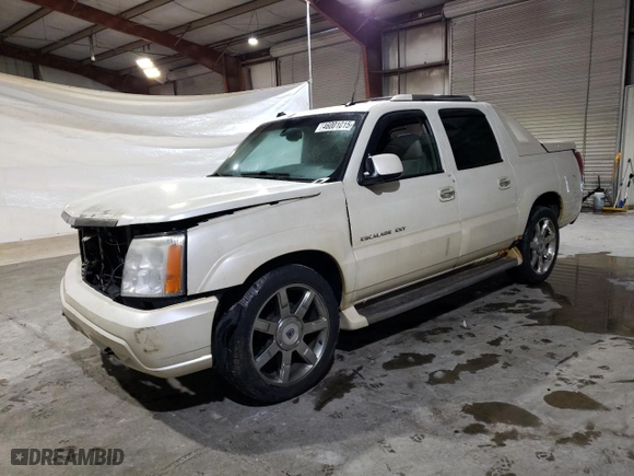 2005 Cadillac Escalade EXT with VIN 3GYEK62NX5G291955, listed as a Copart auction lot 46001015 with 318,075 mi miles and Clean Title. Bid and sale history available at carsss.com. Image 1.