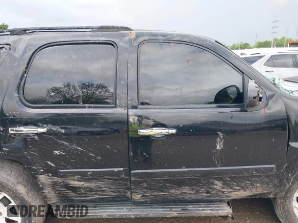 2007 Chevrolet Tahoe LS с VIN 1GNFC13C27R279400, выставлен на аукционе IAAI как лот 39134497 с пробегом 205 338 миль миль и . История ставок и продаж доступна на DreamBid. Изображение 14.