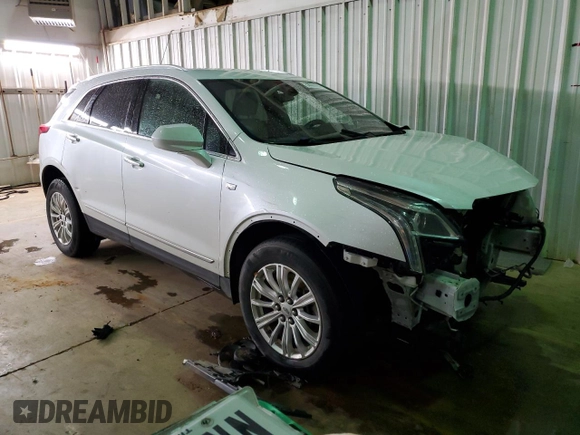 2018 Cadillac XT5 FWD with VIN 1GYKNARS8JZ123654, listed as a Copart auction lot 38393754 with 206,836 mi miles and Salvage title. Bid and sale history available at DreamBid. Image 4.