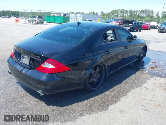 2007 Mercedes-Benz CLS 550 with VIN WDDDJ72X17A113712, listed as a IAAI auction lot 42068587 with 177,134 mi miles and . Bid and sale history available at DreamBid. Image 4.