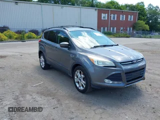 2013 Ford Escape SE с VIN 1FMCU9GXXDUA97162, выставлен на аукционе IAAI как лот 42633382 с пробегом 74 375 миль миль и . История ставок и продаж доступна на DreamBid. Изображение 1.