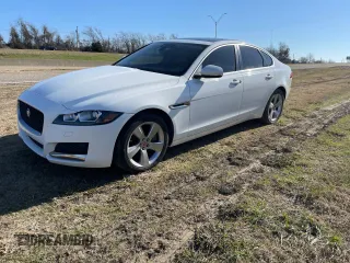 2018 Jaguar XF 25t with VIN SAJBR4FX5JCY70175, listed as a Copart auction lot 87513975 with 127,416 mi miles and Clean Title. Bid and sale history available at carsss.com. Image 2.