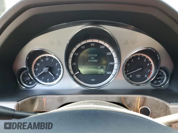 2011 Mercedes-Benz E 350 Luxury with VIN WDDHF5GB2BA373677, listed as a Copart auction lot 62362365 with 124,380 mi miles and Salvage title. Bid and sale history available at DreamBid. Image 9.
