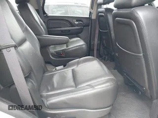 2013 GMC Yukon Denali with VIN 1GKS1EEF5DR326804, listed as a IAAI auction lot 41944142 with 1 mi miles. Bid and sale history available at carsss.com. Image 8.