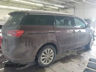 2017 Kia Sedona EX with VIN KNDMC5C1XH6292548, listed as a IAAI auction lot 41326653 with 121,491 mi miles. Bid and sale history available at carsss.com. Image 4.
