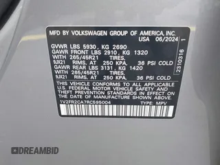 2024 Volkswagen Atlas SEL Premium R-Line with VIN 1V2FR2CA7RC595004, listed as a IAAI auction lot 42425330 with 16,171 mi miles and . Bid and sale history available at DreamBid. Image 9.