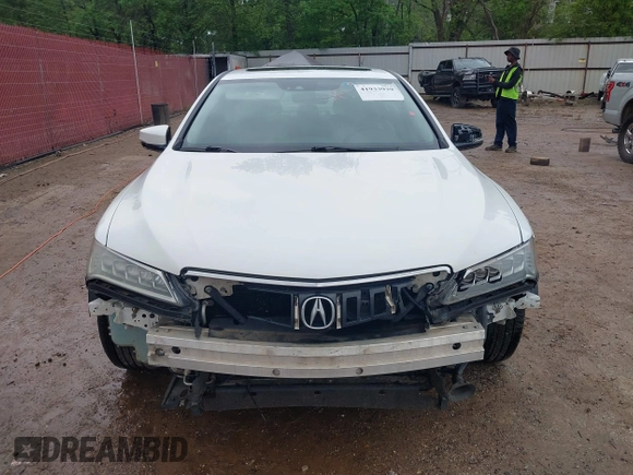 2015 Acura TLX V6 Tech with VIN 19UUB2F55FA024728, listed as a IAAI auction lot 41933939 with 185,413 mi miles. Bid and sale history available at carsss.com. Image 12.