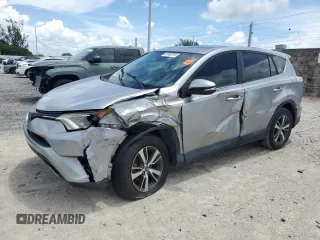 2018 Toyota RAV4 XLE z VIN 2T3WFREVXJW449975, wystawiony jako Copart lot #63962615 z przebiegiem 78 410 mil mil oraz Szkoda całkowita • Salvage title. Historia ofert i sprzedaży dostępna na DreamBid. Obrazek 1.