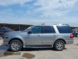 2008 Ford Expedition Limited with VIN 1FMFU19568LA41130, listed as a IAAI auction lot 42485255 with 200,089 mi miles and . Bid and sale history available at DreamBid. Image 14.