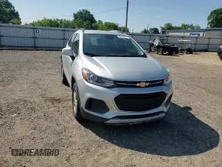 2021 Chevrolet Trax LT z VIN KL7CJLSB2MB329719, wystawiony jako Copart lot #60140315 z przebiegiem Nie podano mil oraz Szkoda całkowita • Salvage title. Historia ofert i sprzedaży dostępna na DreamBid. Obrazek 14.