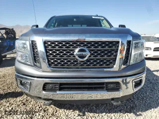 2016 Nissan Titan XD PRO-4X with VIN 1N6BA1F44GN517947, listed as a Copart auction lot 75524654 with 79,016 mi miles and Salvage Title. Bid and sale history available at carsss.com. Image 5.