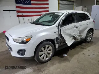 2014 Mitsubishi Outlander ES z VIN 4A4AP3AU1EE001762, wystawiony jako Copart lot #55954685 z przebiegiem 113 019 mil mil oraz Szkoda całkowita • Salvage title. Historia ofert i sprzedaży dostępna na DreamBid. Obrazek 1.