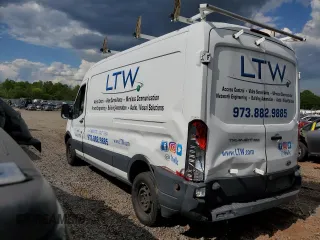 2015 Ford Transit z VIN 1FTSW2CM6FKA90009, wystawiony jako Copart lot #56089025 z przebiegiem 133 000 mil mil oraz Szkoda całkowita • Salvage title. Historia ofert i sprzedaży dostępna na DreamBid. Obrazek 2.