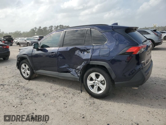 2021 Toyota RAV4 XLE with VIN 2T3W1RFV7MW133029, listed as a Copart auction lot 51969635 with 42,492 mi miles and Salvage Title. Bid and sale history available at carsss.com. Image 2.