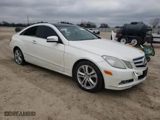 2011 Mercedes-Benz E-Class E 350 with VIN WDDKJ5GB5BF080556, listed as a Copart auction lot 45203095 with 0 mi miles and Clean Title. Bid and sale history available at carsss.com. Image 4.