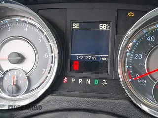 2016 Chrysler Town & Country Touring with VIN 2C4RC1BG3GR187720, listed as a IAAI auction lot 42088954 with 122,127 mi miles. Bid and sale history available at carsss.com. Image 15.