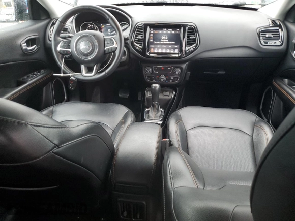 2019 Jeep Compass Limited with VIN 3C4NJCCB7KT730818, listed as a Copart auction lot 61362545 with 57,939 mi miles and Salvage title. Bid and sale history available at DreamBid. Image 8.