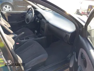 2000 Saturn SL z VIN 1G8ZK5271YZ165467, wystawiony jako IAAI lot #42367156 z przebiegiem 185 962 mil mil oraz . Historia ofert i sprzedaży dostępna na DreamBid. Obrazek 5.